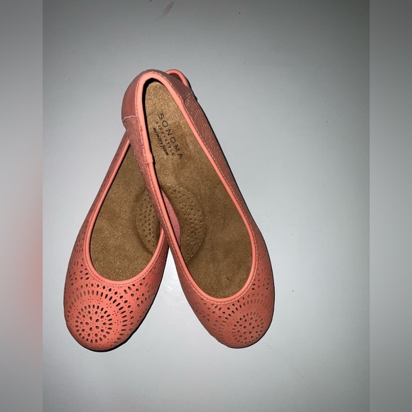 Sonoma Life+Style, memory foam peach flats, size 7M - Picture 2 of 4